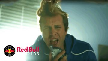 AWOLNATION – Sail (Official Music Video)
