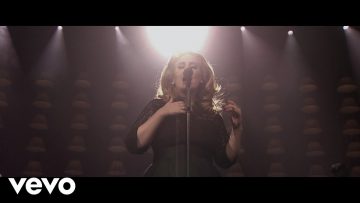 Adele – Set Fire To The Rain (Live at The Royal Albert Hall)