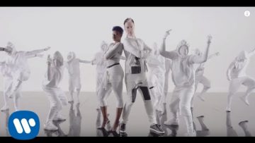 Fitz and the Tantrums – HandClap [Official Video]