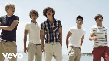 One Direction – What Makes You Beautiful (Official Video)