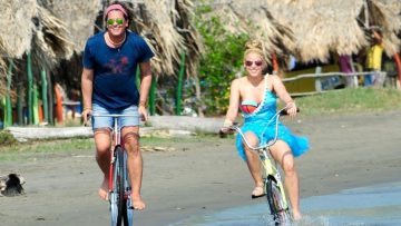 Carlos Vives, Shakira – La Bicicleta